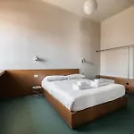 Appartement Just Urban - Chic Retro 1br -10 Min By Tram To Duomo *