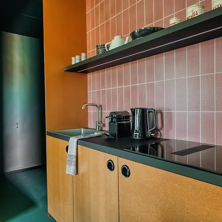 Appartement Just Urban - Chic Retro 1br -10 Min By Tram To Duomo